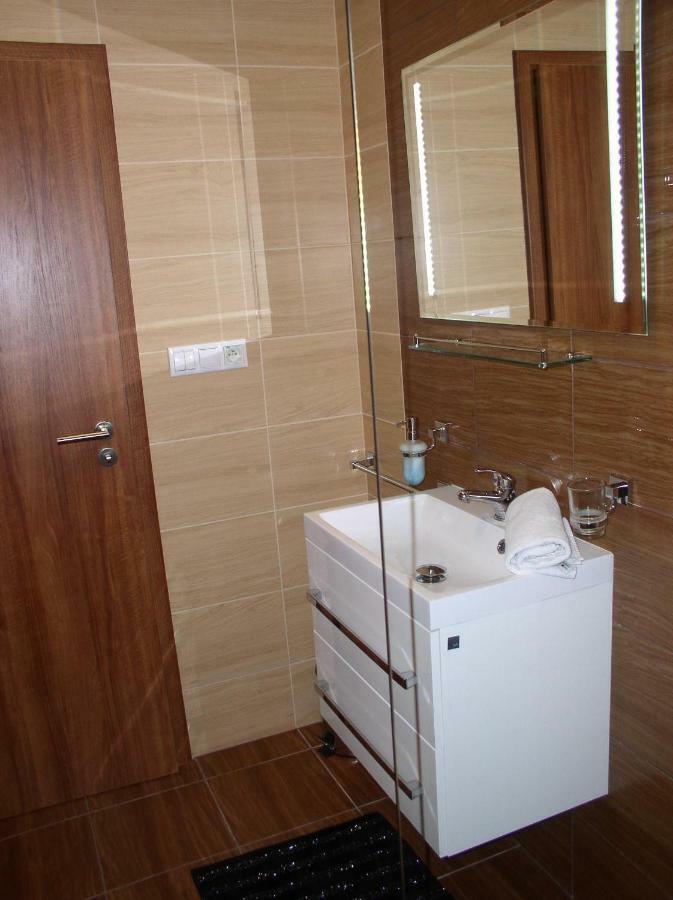 Apartman Cyril A 104 วิสโซเค ดาตรี ภายนอก รูปภาพ